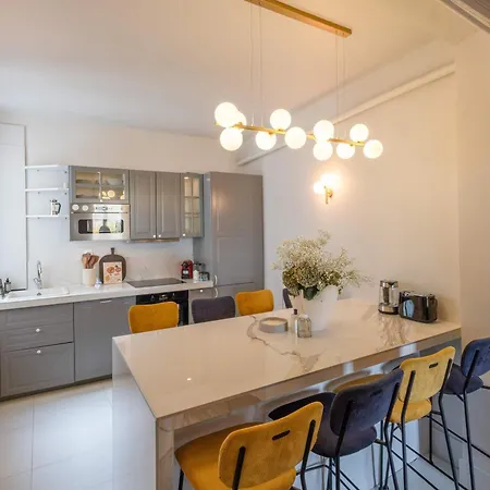 Апартаменты Luxury Flat Eiffel View 3br 7 Guests