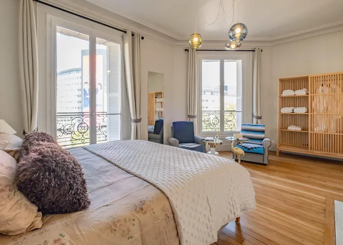 Luxury Flat Eiffel View 3br 7 Guests