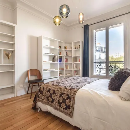 Апартаменты Luxury Flat Eiffel View 3br 7 Guests