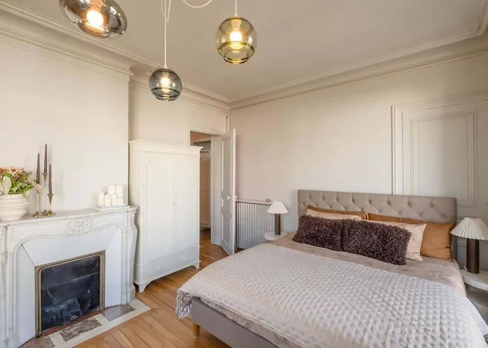 Luxury Flat Eiffel View 3br 7 Guests 아파트